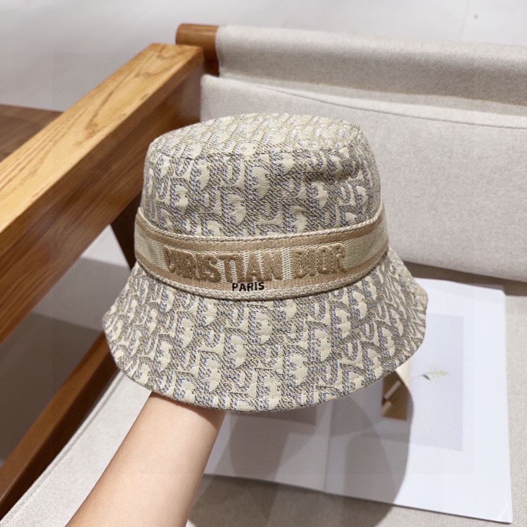 Christian Dior Caps